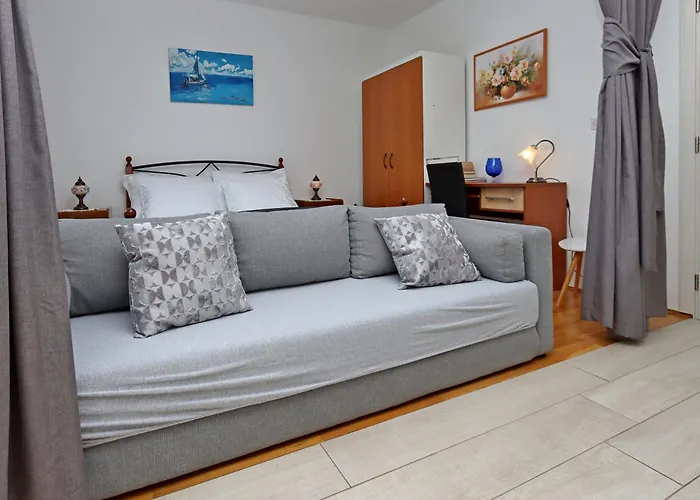 With Parking Space Icici, Opatija - 14155 Apartment