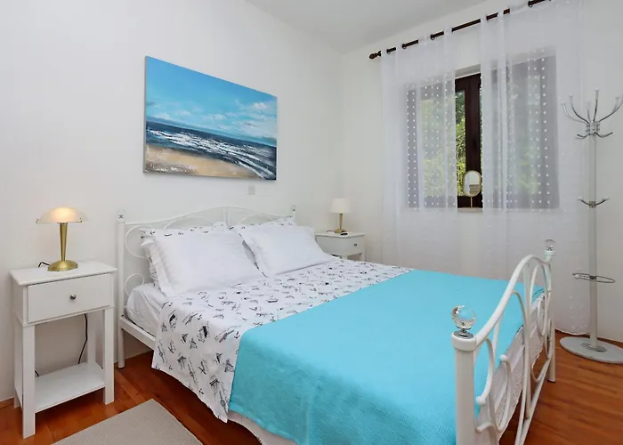 Apartment With Parking Space Icici, Opatija - 14155 *