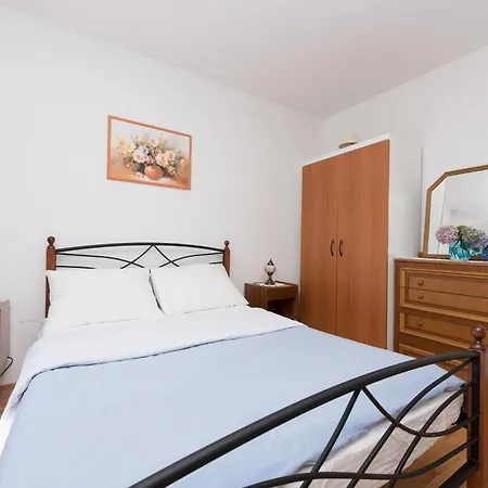 Apartment With A Parking Space Icici, Opatija - 14155 Icici