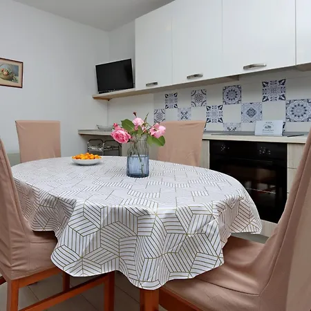 Appartement With A Parking Space Icici, Opatija - 14155 Ičići